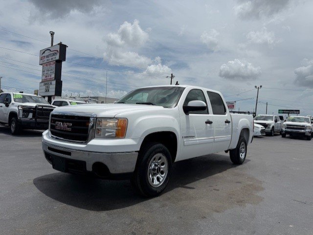 2009 GMC Sierra 1500 SL's photo