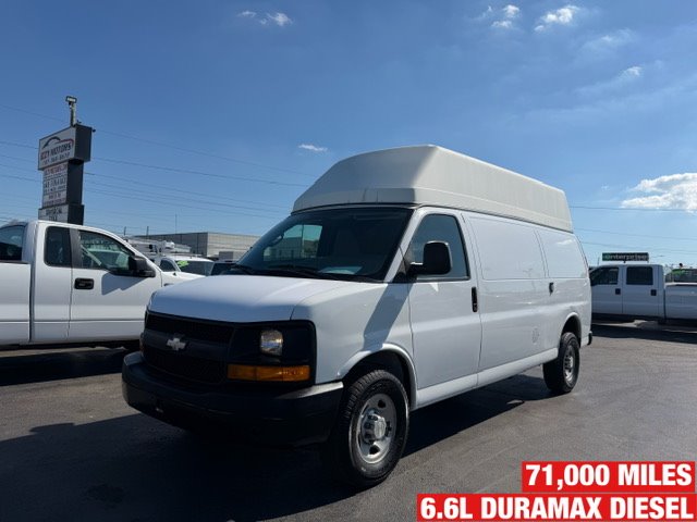 2006 Chevrolet Express Cargo Base's photo