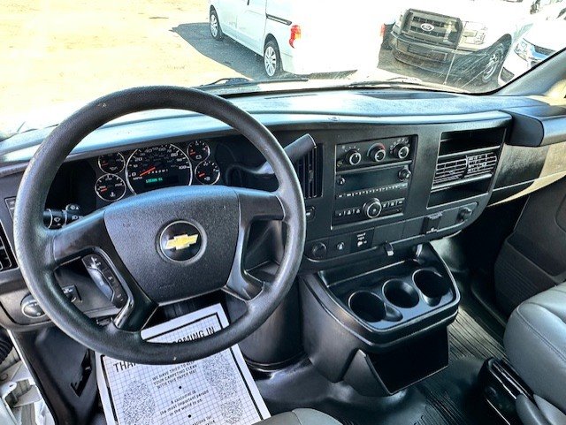2016 Chevrolet Express Cargo Work Van - Photo 12