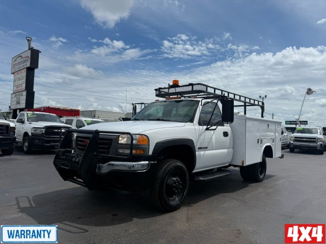 2005 GMC Sierra 3500's photo