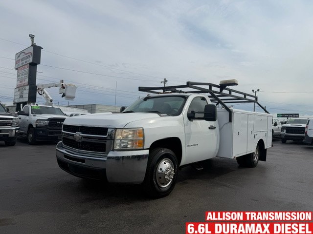 2007 Chevrolet Silverado HD Work Regular Cab SWB's photo