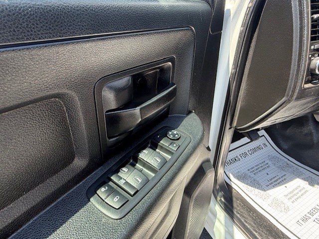 2013 RAM Ram 3500 Chassis Cab Tradesman - Photo 16