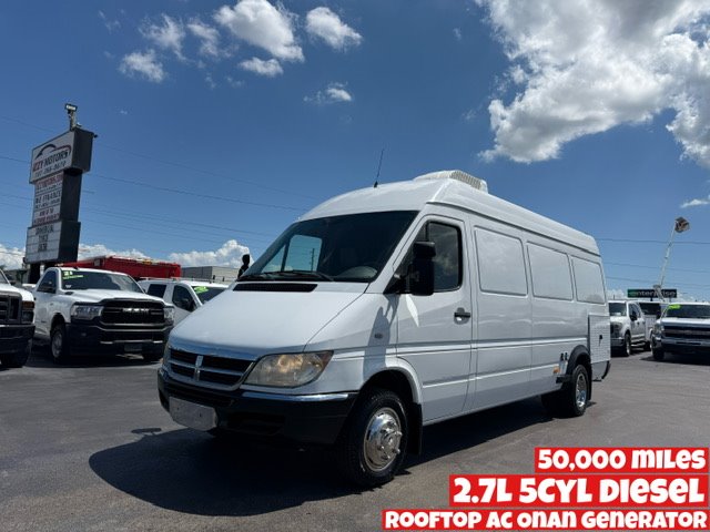 2005 Dodge Sprinter Van's photo
