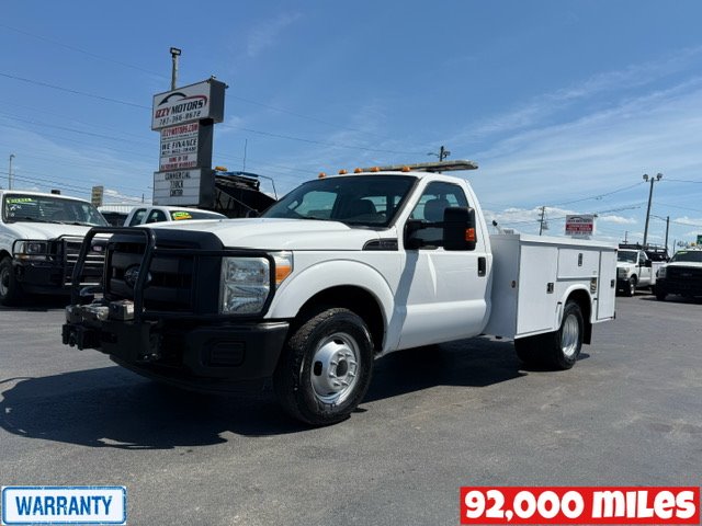 2014 Ford F-350 Super Duty Chassis Cab XL