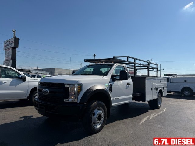 2019 Ford F-450 Super Duty Chassis Cab XL's photo